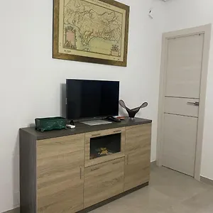 https://piso-vivienda-uso-turstico-julio-burell-baeza.es-andalucia.com